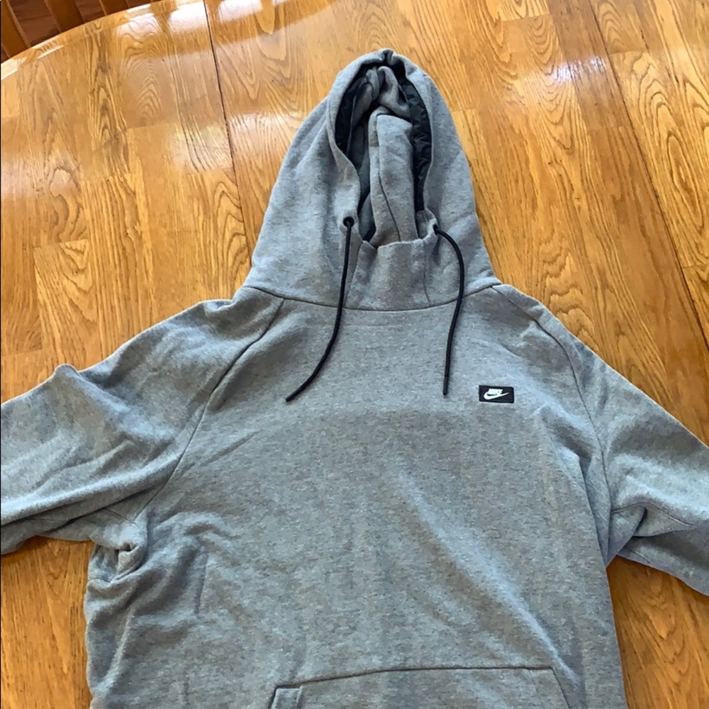 Nike tech sweatshirt